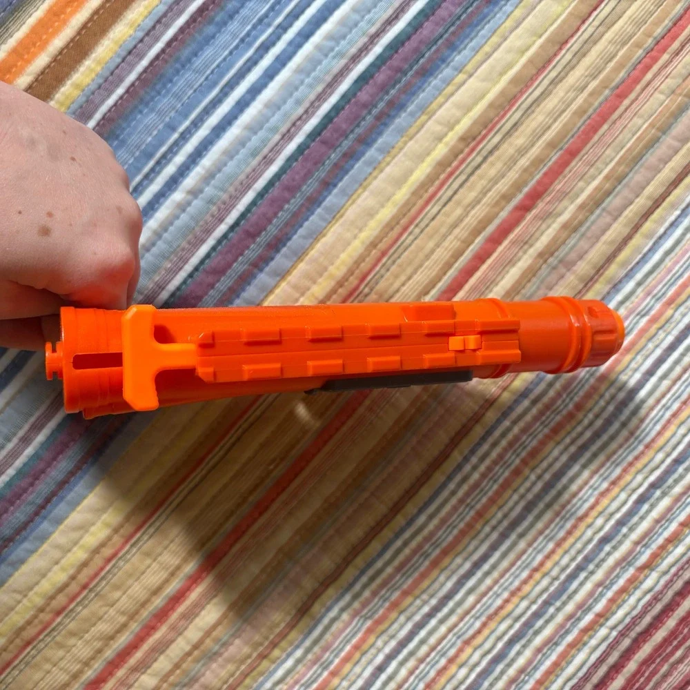 Star Wars Han Solo DL-44 Blaster Hasbro Electronic Toy Orange Grey C-022G
